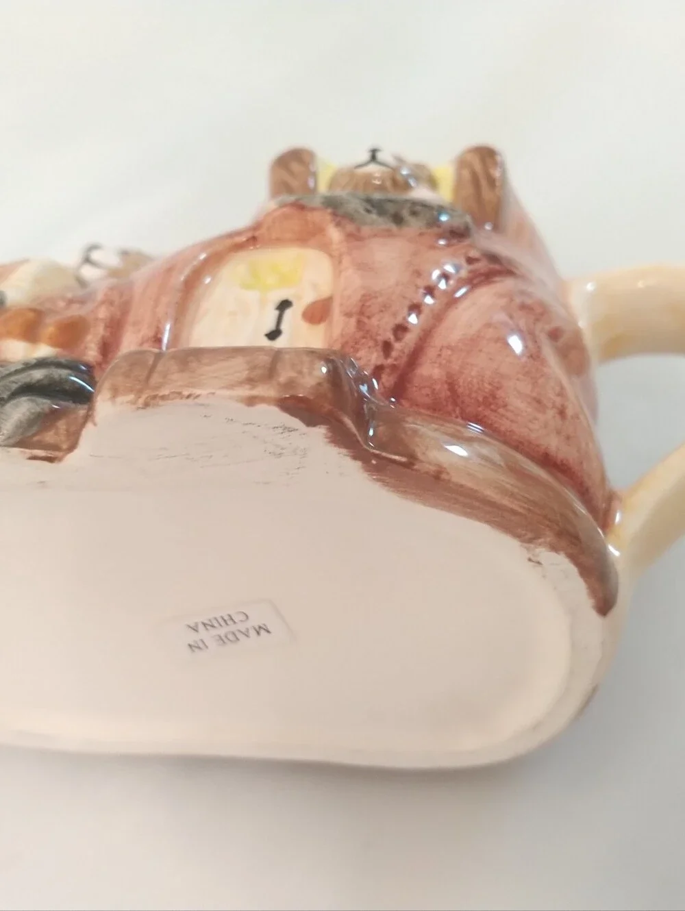 Mini Teapot Teddybear Family In A Shoe Storybook Ceramic Collectibles Teddy